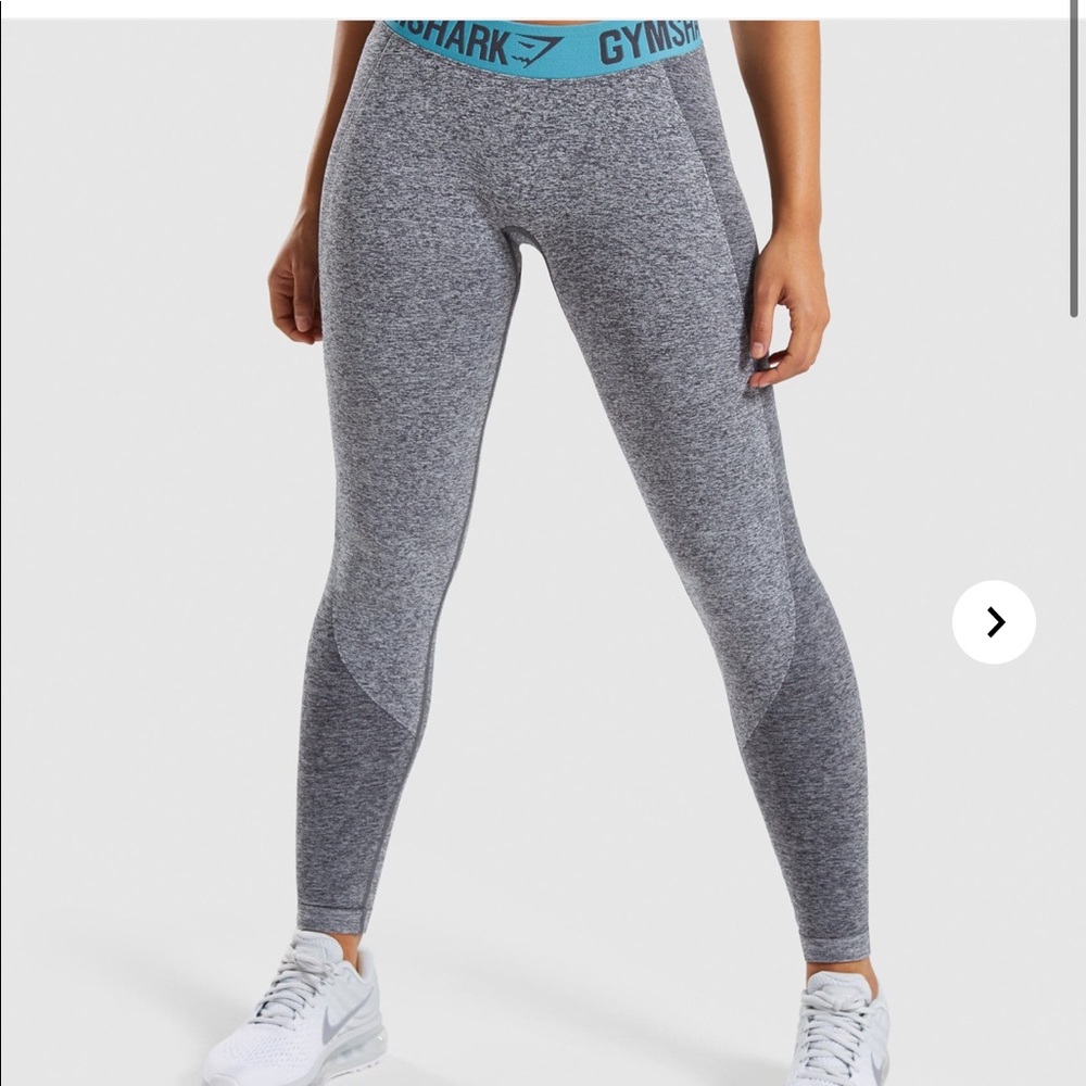 *SOLD* never worn women’s Gymshark leggings
